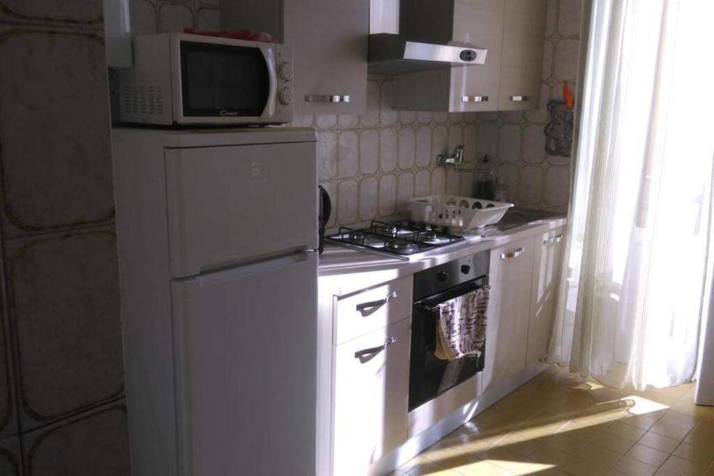 A Due Passi Dal Treno Apartment Pisa Exterior photo