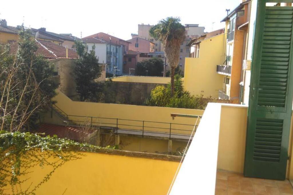 A Due Passi Dal Treno Apartment Pisa Exterior photo